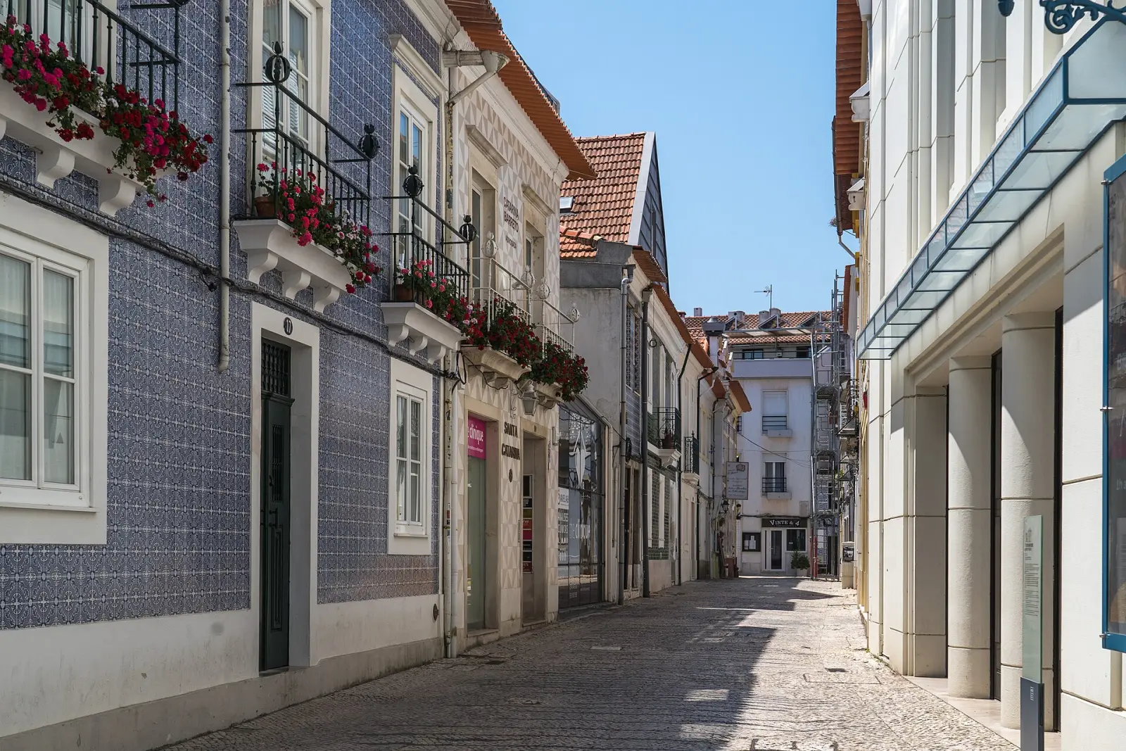 Buying a House in Portugal as a Swedish Buyer: 0% Becomes 7.5%