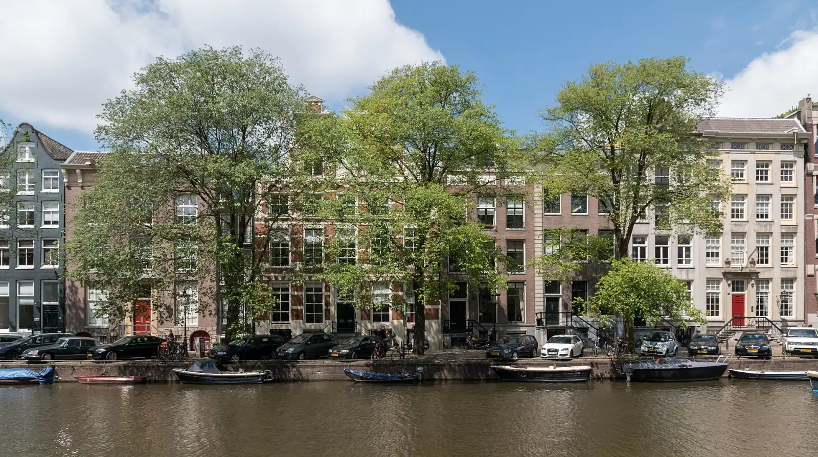 Dutch Transfer Tax 2026: Second Homes Drop from 10.4% to 8%